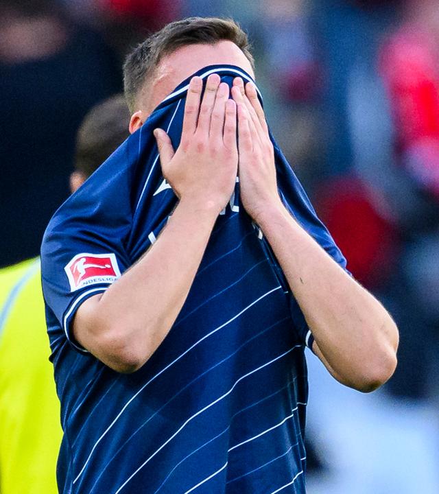 Bochums Philipp Förster reagiert nach dem Spiel unzufrieden.