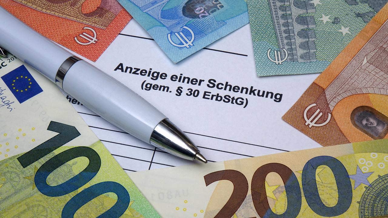 Schenkungssteuer in der Ehe: Wann wird's kostenpflichtig?