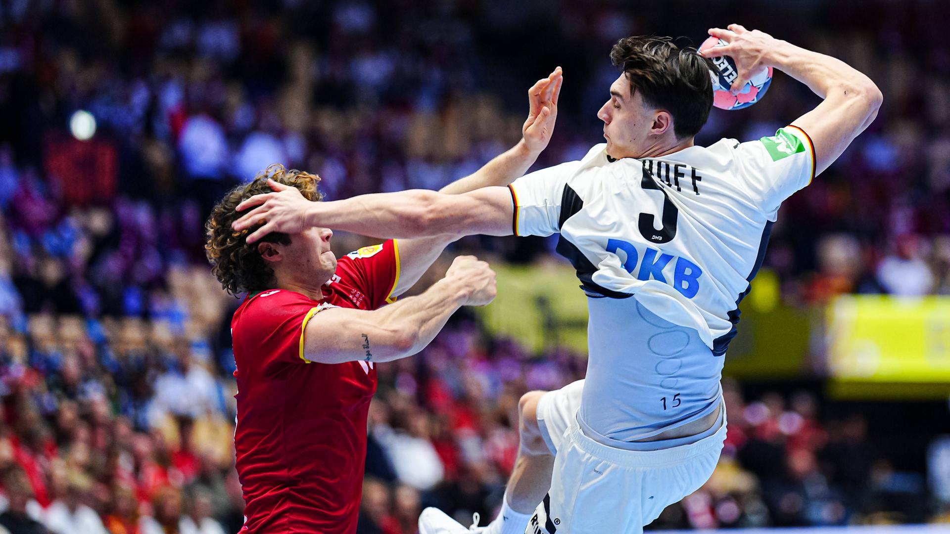 Deutschlands Miro Schluroff wirft aus dem Rückraum