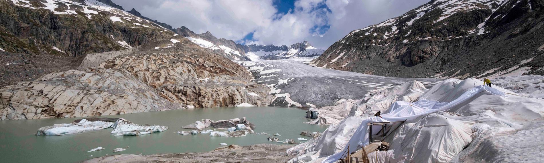 Schmelzende Gletscher in der Schweiz 