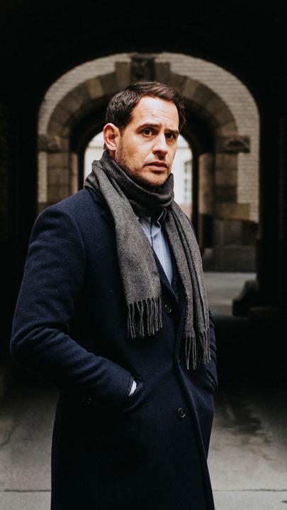 SCHULD nach Ferdinand von Schirach - Der kleine Mann: Friedrich Kronberg (Moritz Bleibtreu)