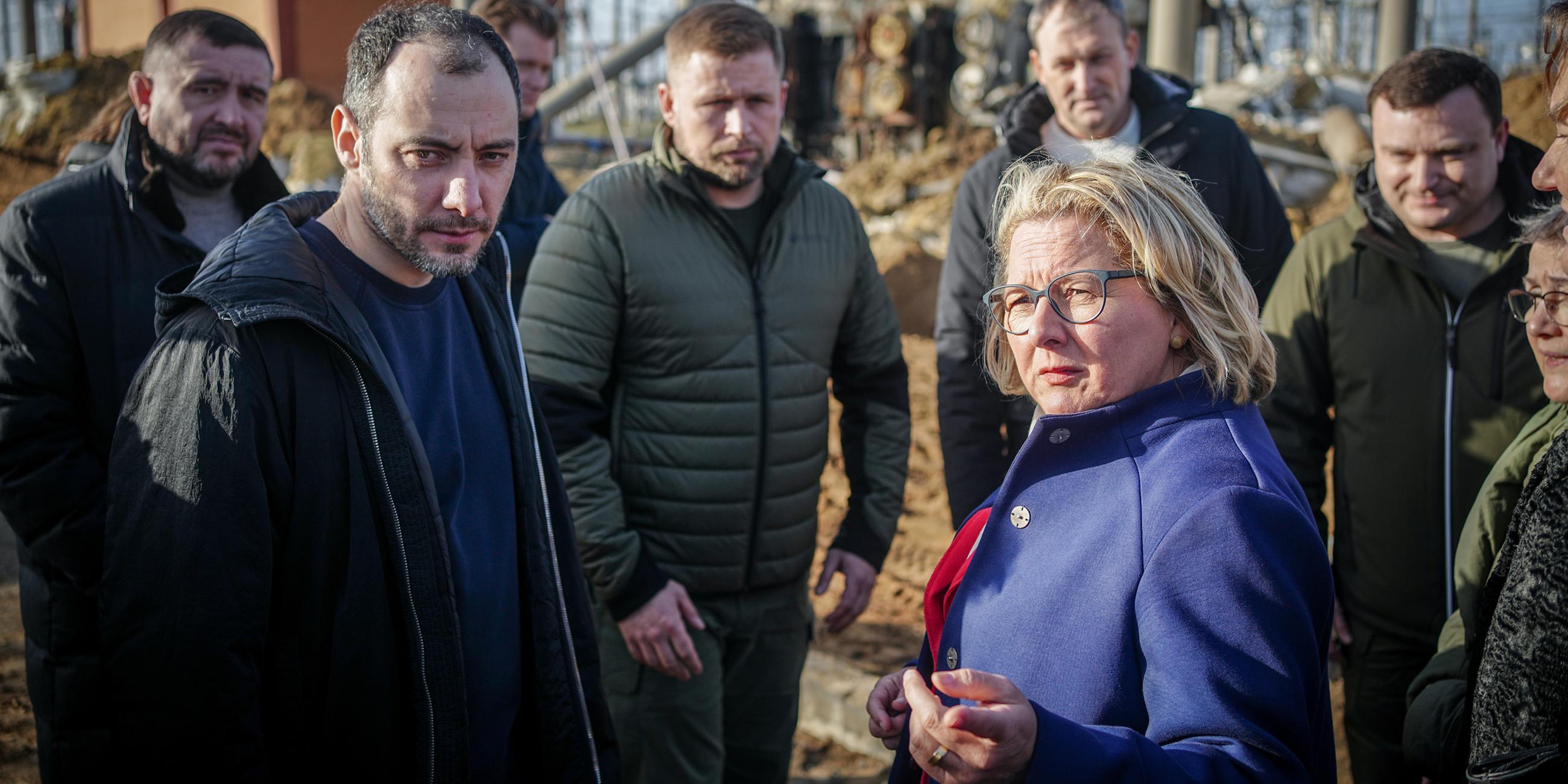 Bundesentwicklungsministerin Svenja Schulze mit dem ukrainischen Vize-Premierminister für den Wiederaufbau, Oleksandr Kubrakov