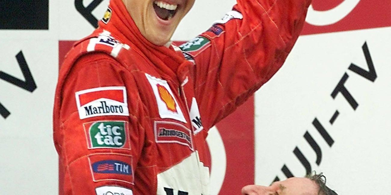 In der Saison 2000 macht sich Schumacher unsterblich und holt den ersten Fahrer-WM-Titel für Ferrari seit Jody Scheckter 1979.