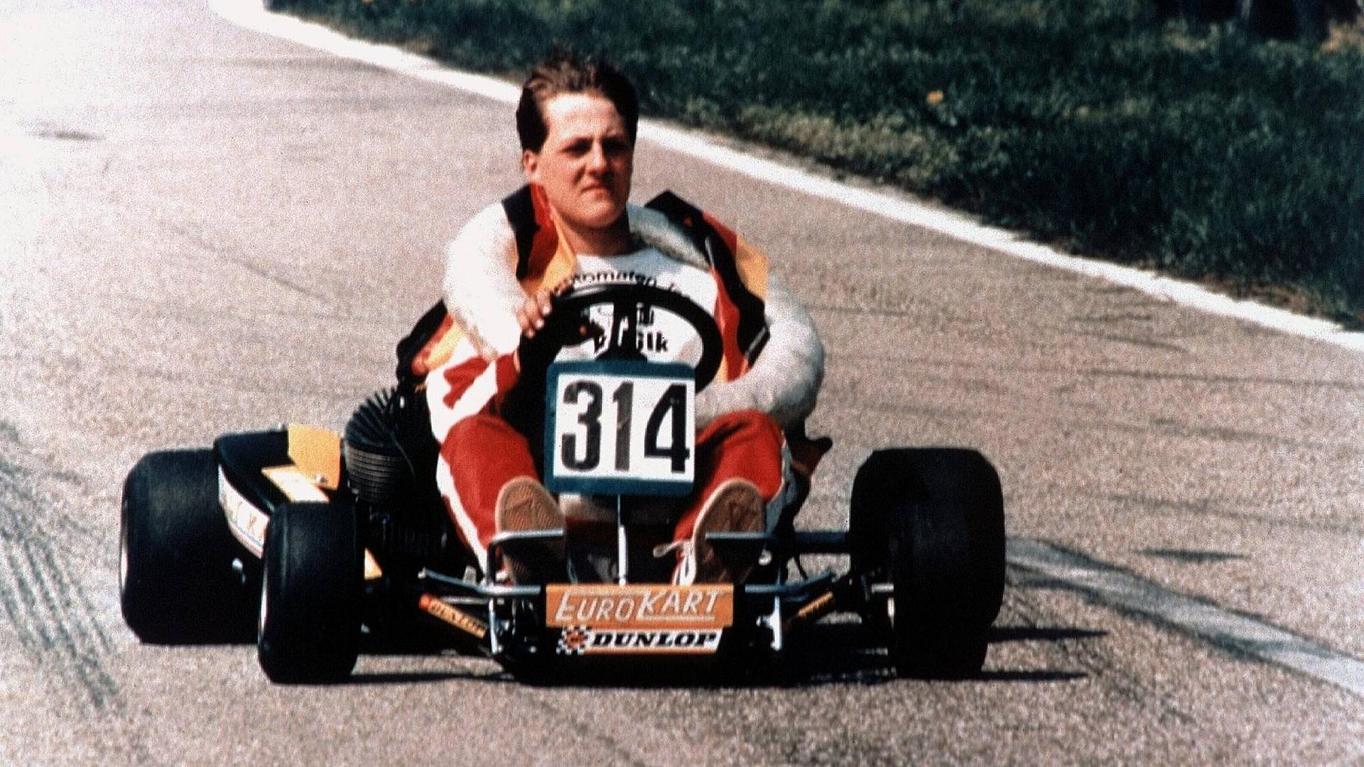 Wie fast alle großen Rennfahrer beginnt auch Michael Schumacher seine Laufbahn im Go-Kart. 1987 wird er Europameister.