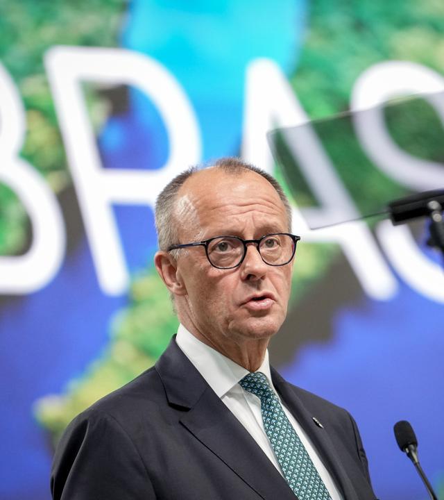 07.11.2025, Brasilien, Belém: Bundeskanzler Friedrich Merz (CDU) spricht bei der Weltklimakonferenz COP30.