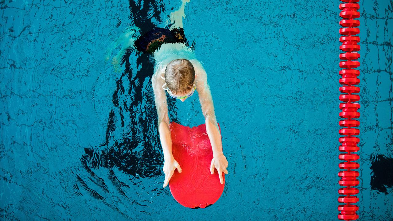 DLRG: Deutlich mehr Kinder lernen wieder schwimmen