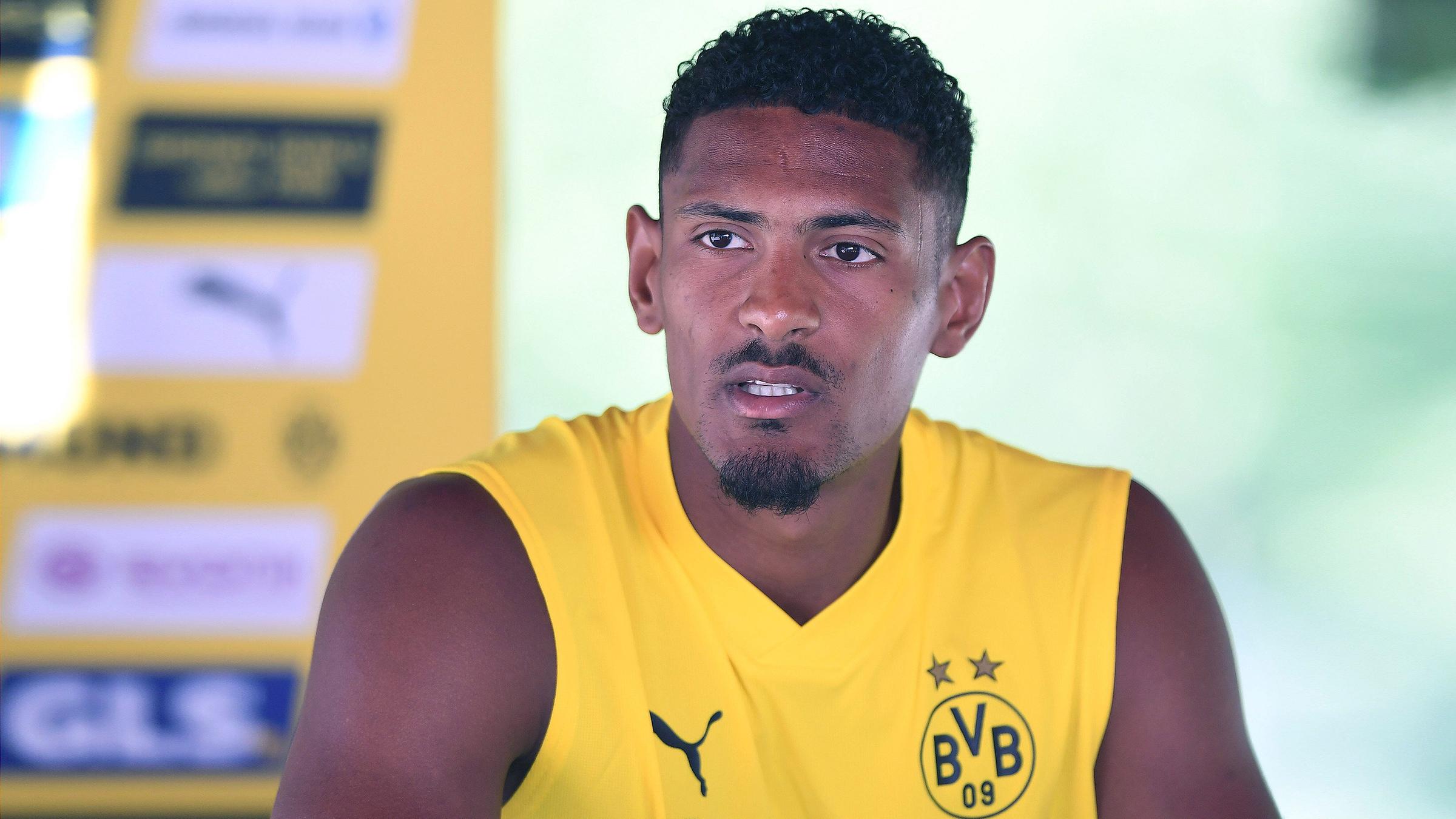 Себастьяна аллера. Себастьяна аллера. Себастьян алле 2023. Себастьян аллер аякс. Себастьен аллер.