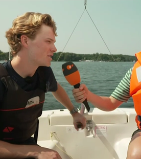 Reporterin Saadet Czapski beim Segeln