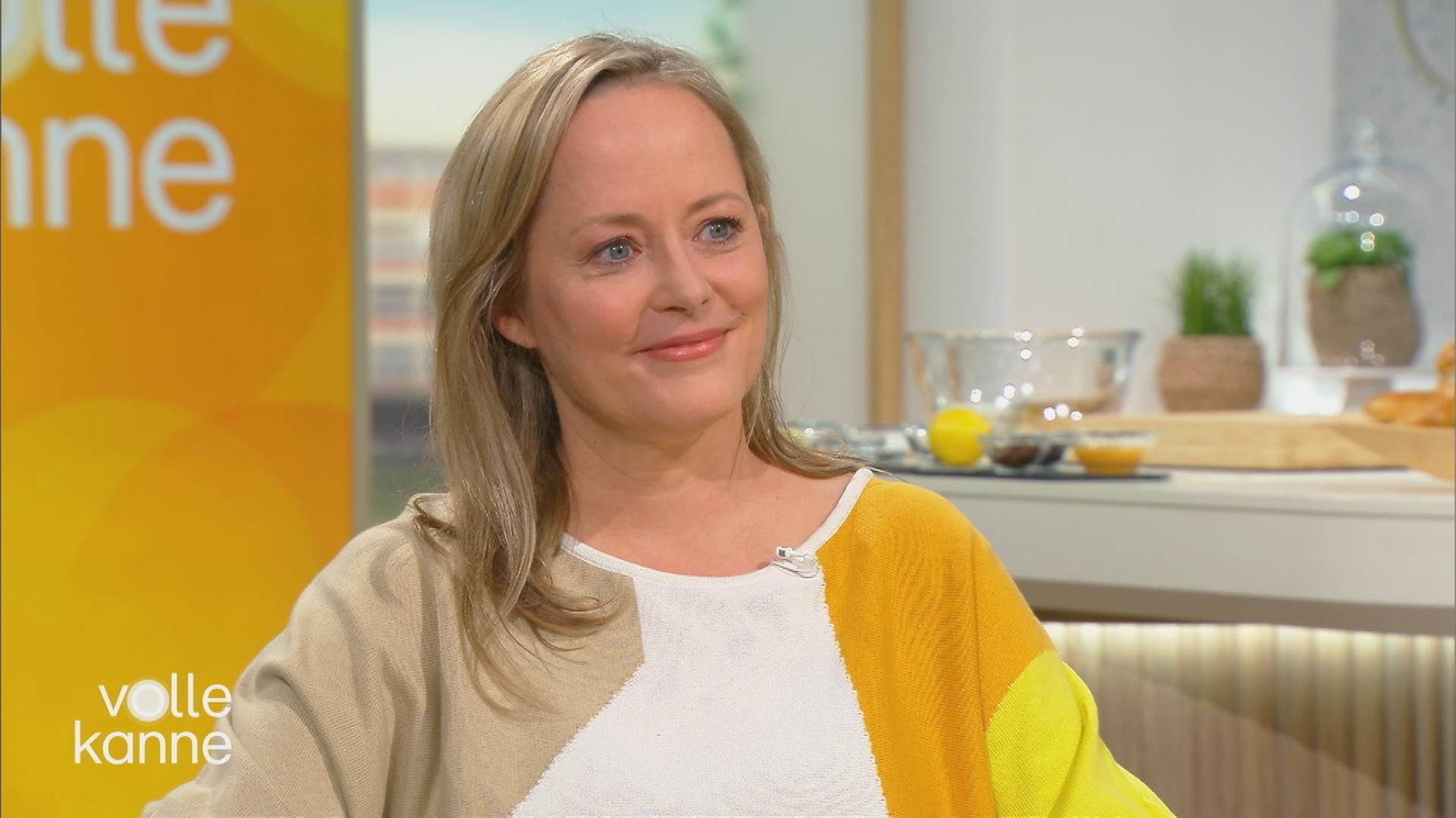 Silke Bodenbender am "Volle Kanne"-Frühstückstisch 