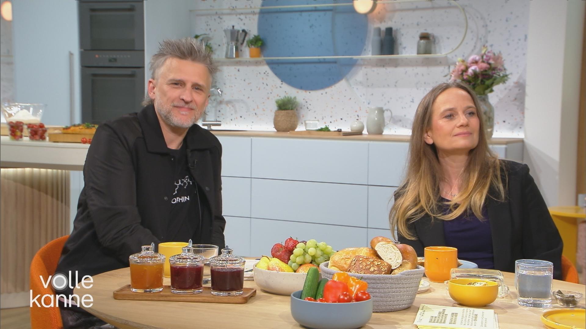 Alex Melcher und Vera Bolten am "Volle Kanne"-Frühstückstisch