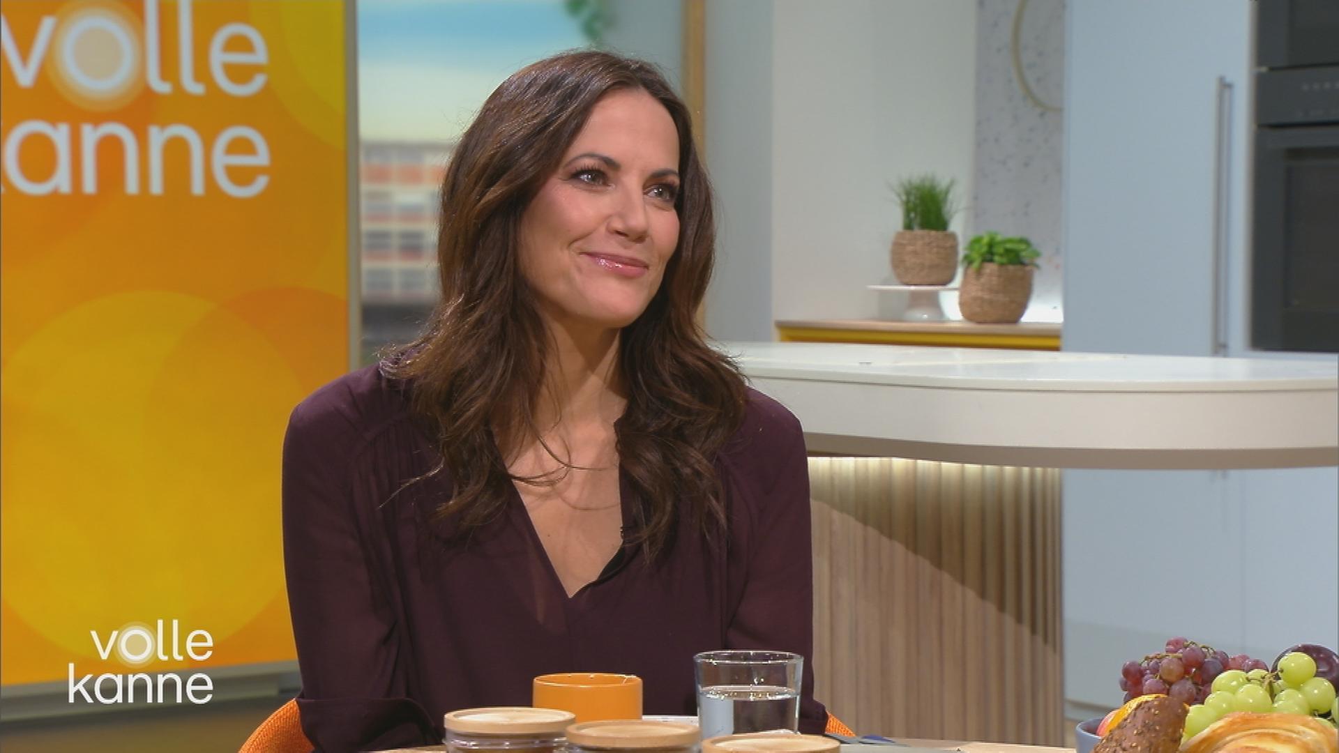 Bettina Zimmermann am Volle Kanne Frühstückstisch