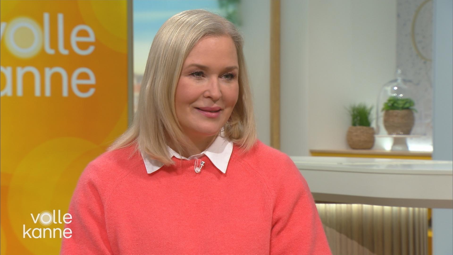 Schauspielerin Judith Hoersch zu Gast am "Volle Kanne"-Frühstückstisch.