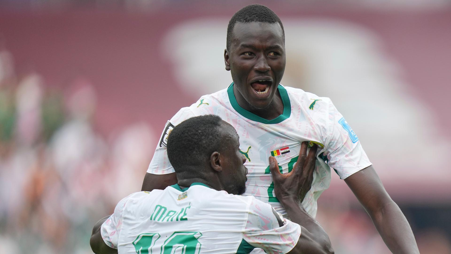 Pape Gueye und Sadio Mané am 26.06.26