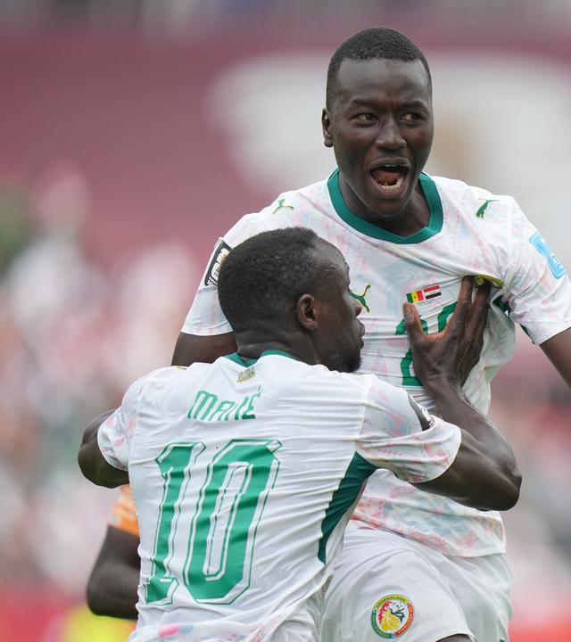 Pape Gueye und Sadio Mané am 26.06.26