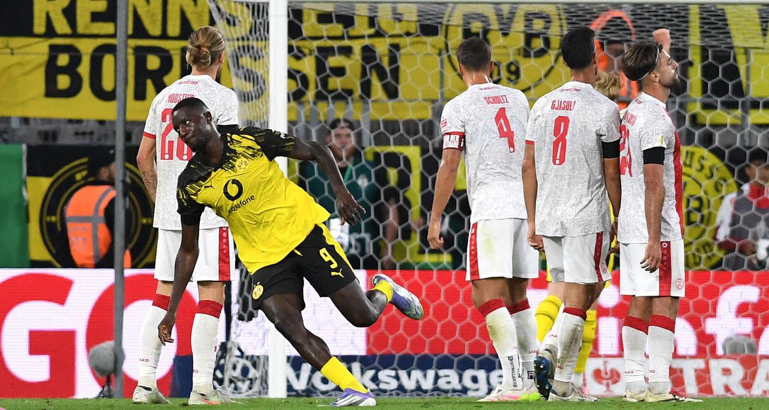 Rot-Weiss Essen v Borussia Dortmund - DFB-Pokal