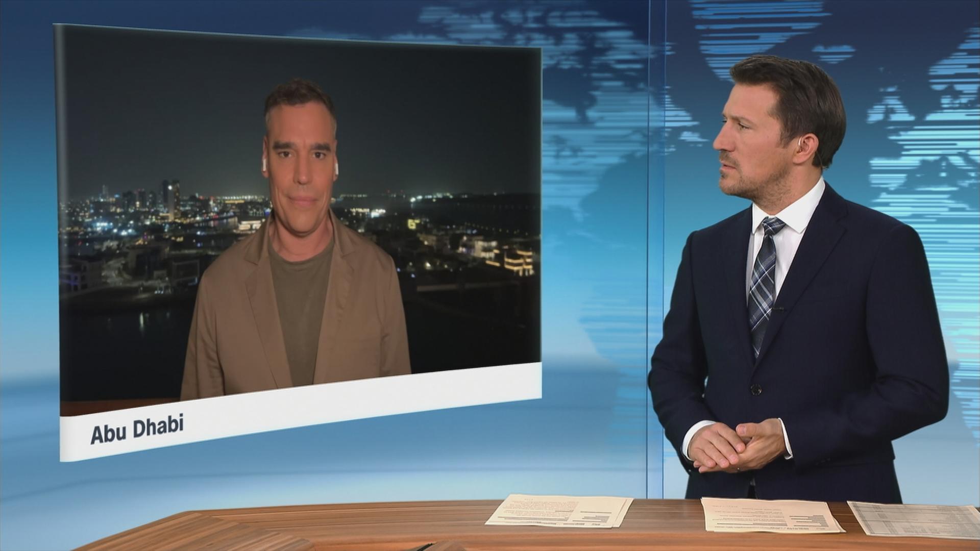 Ukrainische und russische Vertreter verhandeln in Abu Dhabi über ein mögliches Kriegsende. Armin Coerper ordnet ein, was bisher bekannt ist.