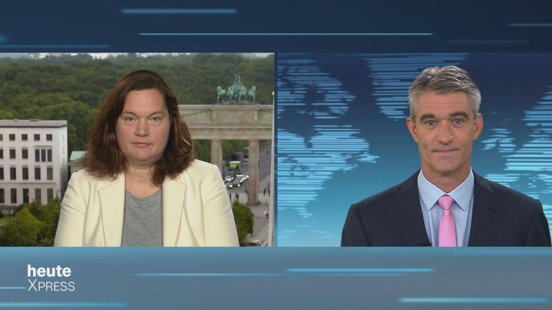 ZDF-Korrespondentin Winnie Heescher im Schaltgespräch