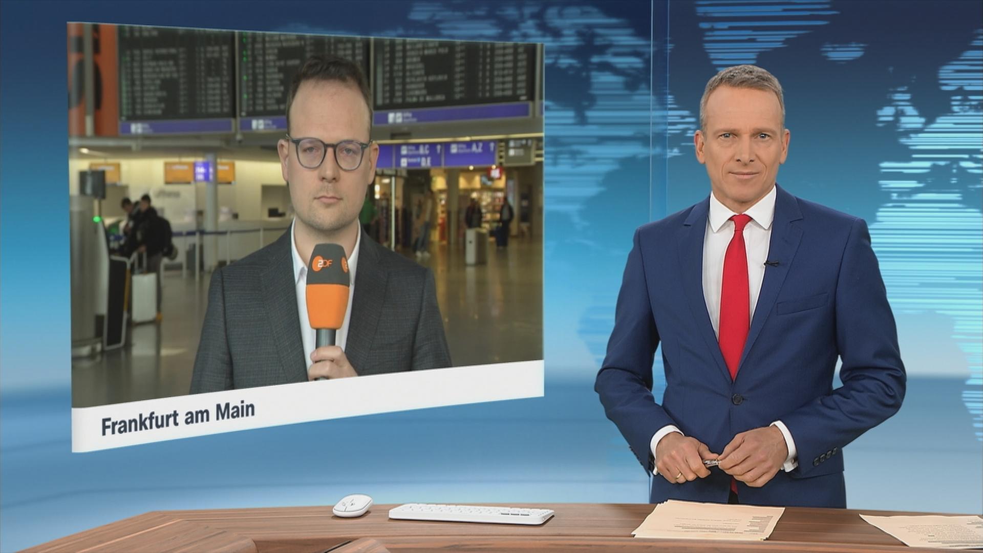 ZDF-Korrespondent Markus Wolsiffer, zugeschaltet vom Frankfurter Flughafen, im Gespräch mit Moderator Carsten Rüger im Studio.
