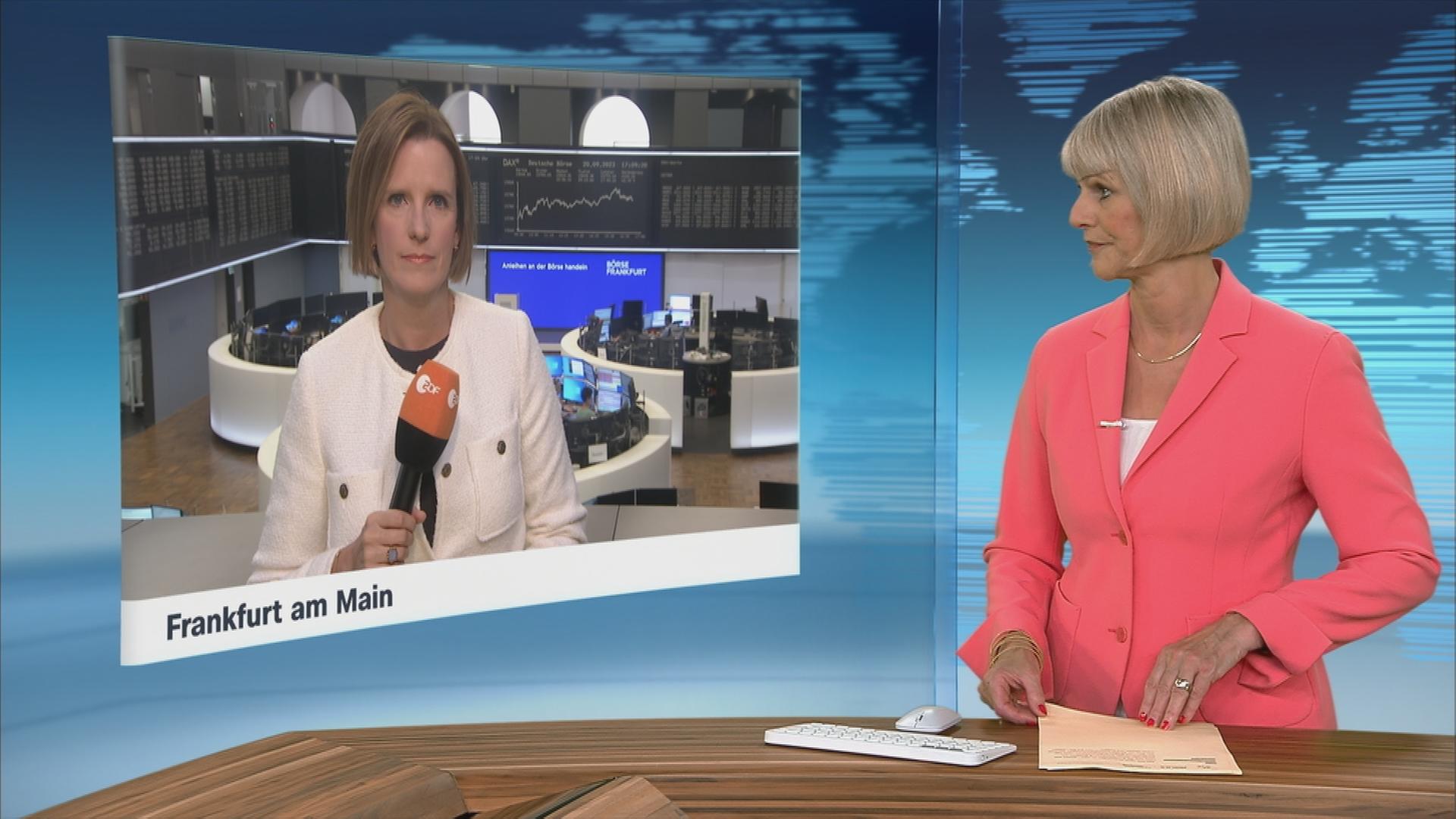 ZDF-Börsenexpertin Valerie Haller, zugeschaltet von der Börse Frankfurt, im Gespräch mit Moderatorin Gundula Gause im Studio.
