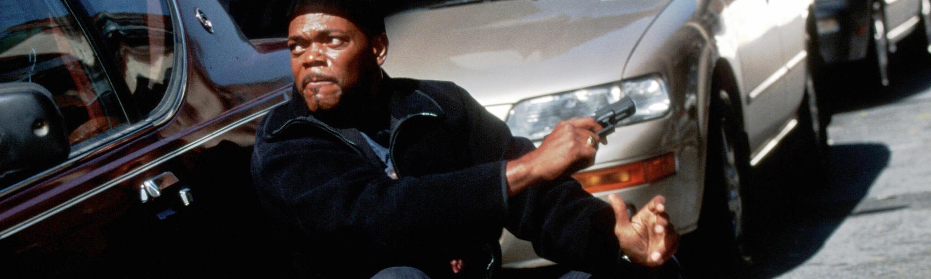 Der Cop Shaft (Samuel L. Jackson) ermittelt in dem Mordfall eines unschuldigen Bürgers.