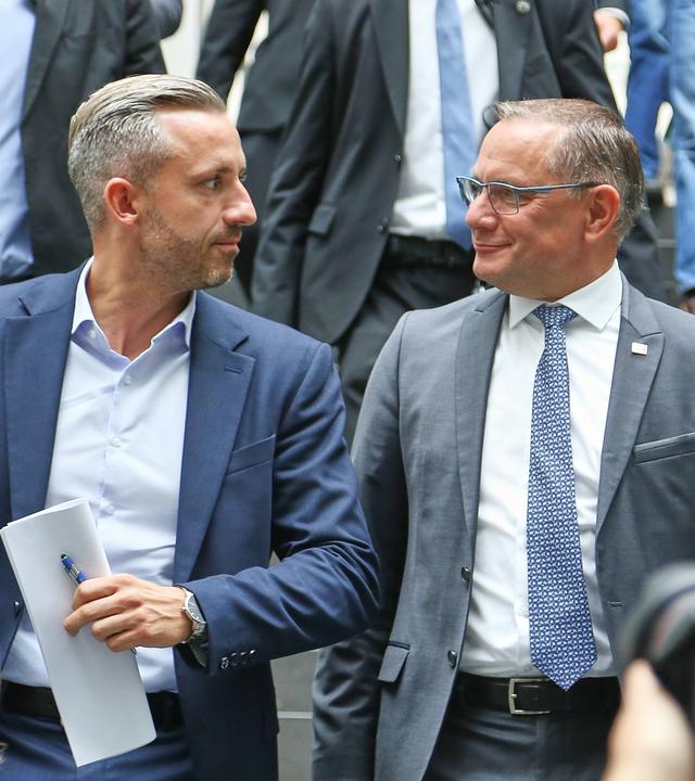 Berlin, Deutschland, 07.09.2026: Bundespressekonferenz: AfD - Auswirkungen der Landtagswahl in Sachsen-Anhalt auf die Bundespolitik: Ulrich Siegmund, Spitzenkandidat AfD in Sachsen-Anhalt und der AfD-Vorsitzende Tino Chrupalla