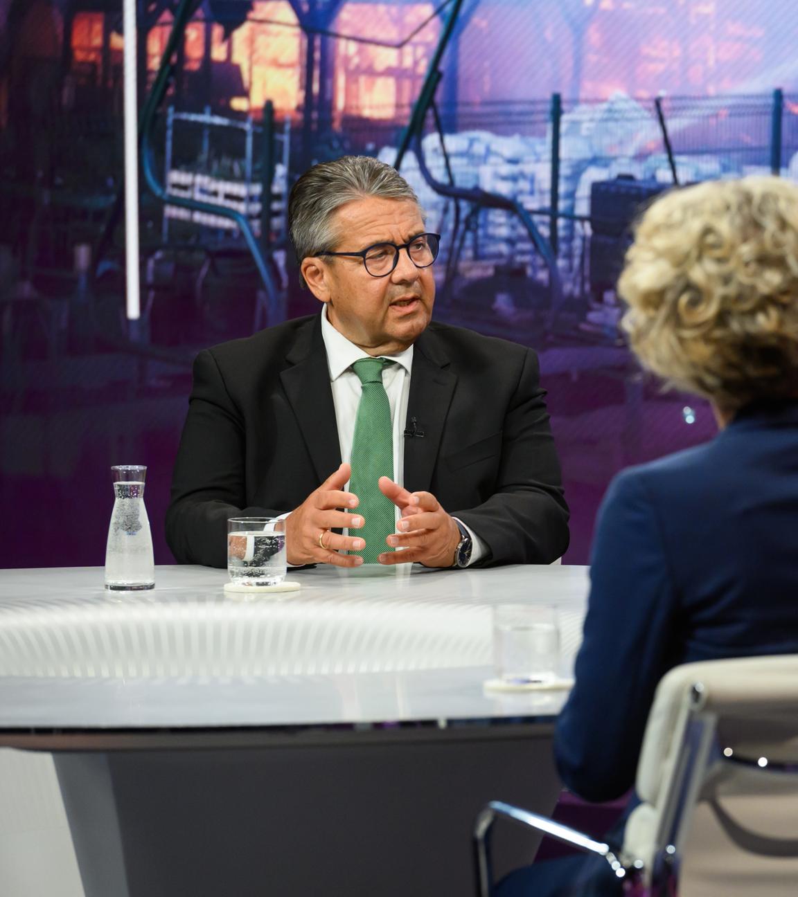 Sigmar Gabriel bei Maybrit Illner