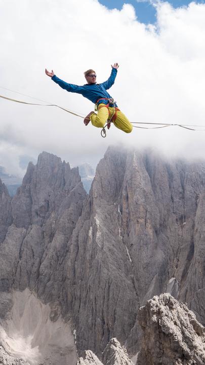 Slackline in den Alpen