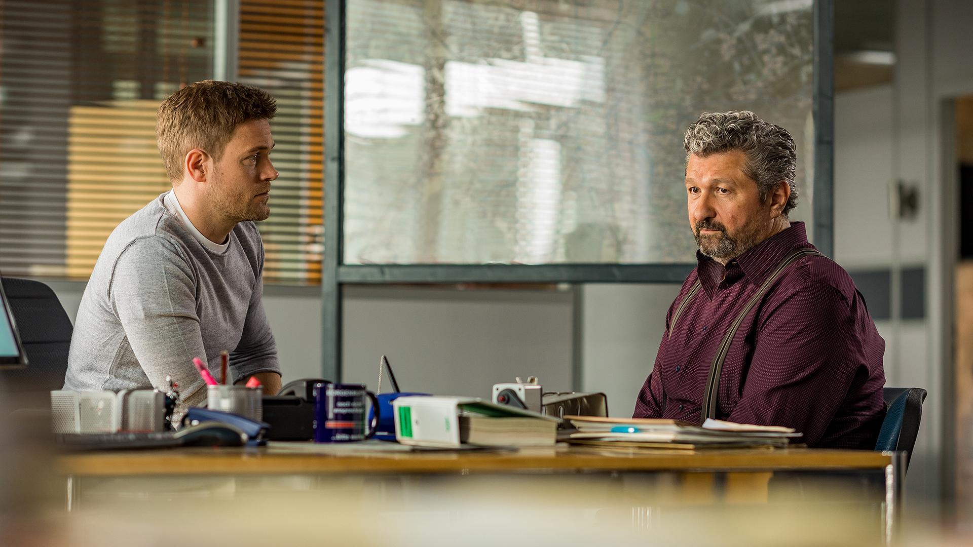 Dominik Morgenstern (Joscha Kiefer) und Osman Gülpek (Auykut Kayacik)