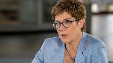 Annegret Kramp-Karrenbauer 