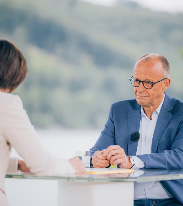 Berlin direkt - Sommerinterview 2026 - Bundeskanzler Friedrich Merz im Gespräch mit Diana Zimmermann