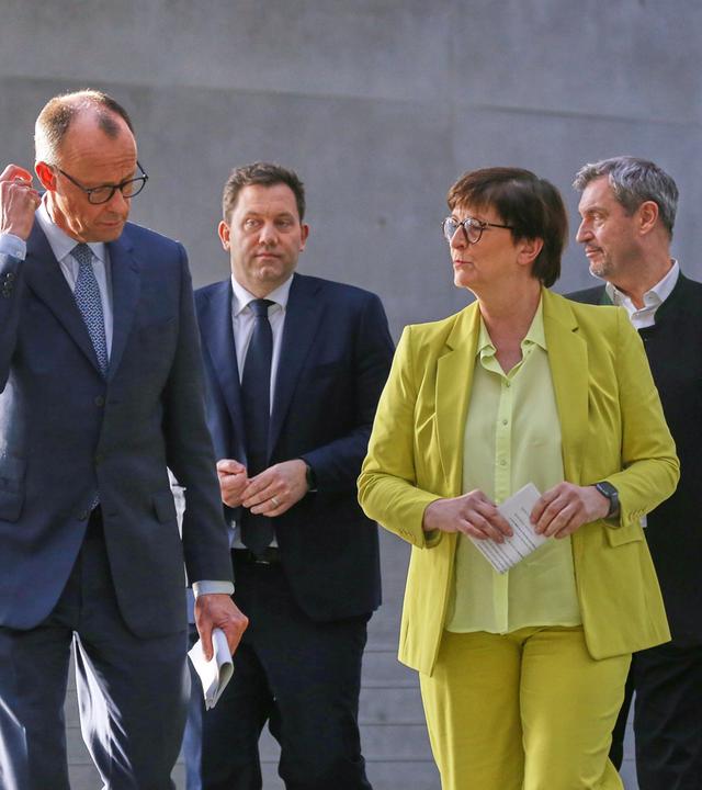 Deutscher Bundestag, Marie-Elisabeth-Lueders-Haus: Sondierungen zwischen Union und SPD: L-R: Friedrich Merz, Lars Klingbeil, Saskia Esken, Markus Söder