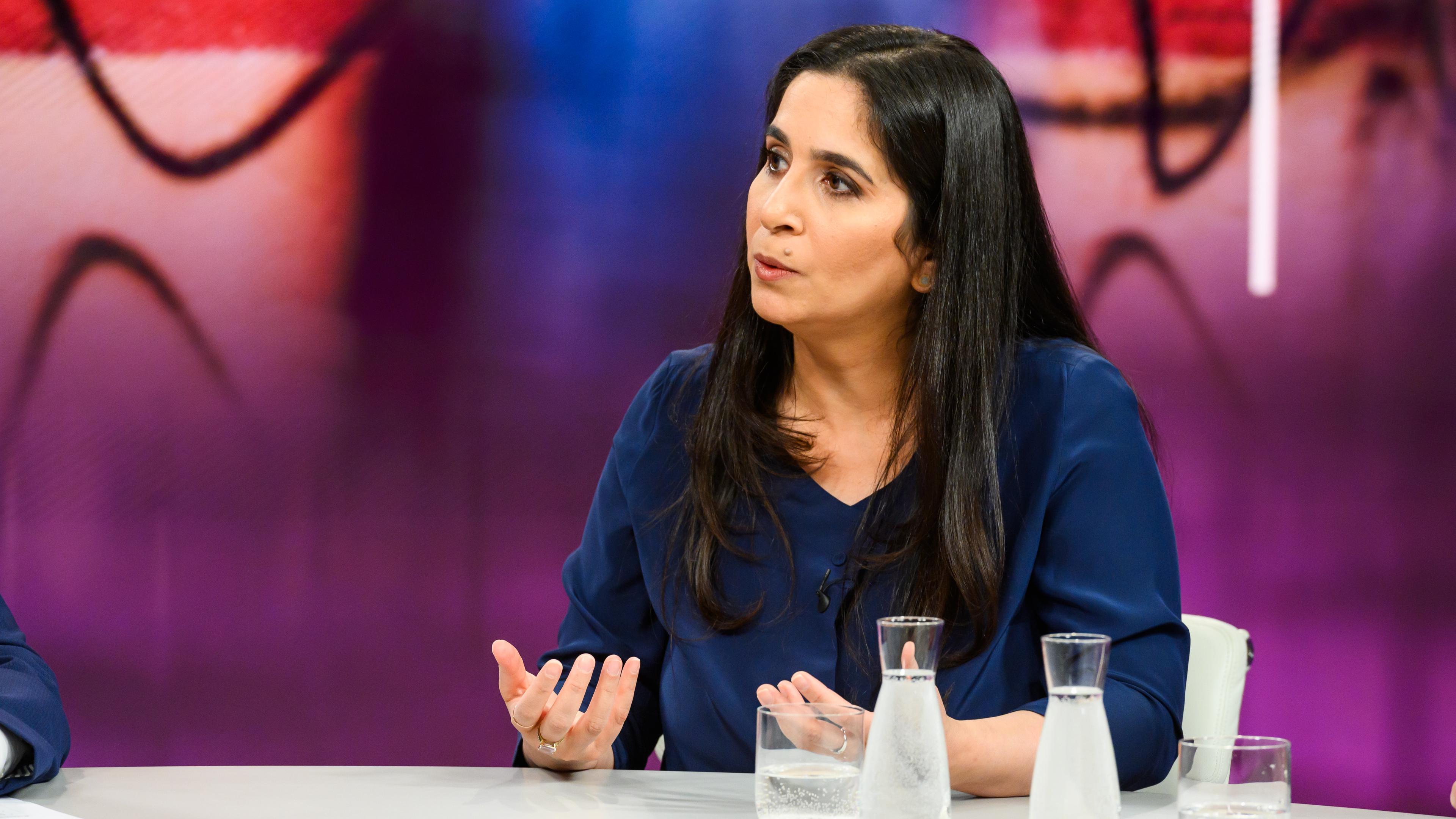 Souad Mekhennet bei Maybrit Illner