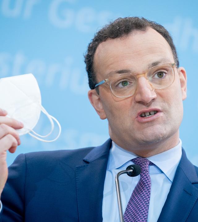 Pressekonferenz mit Gesundheitsminister Spahn
