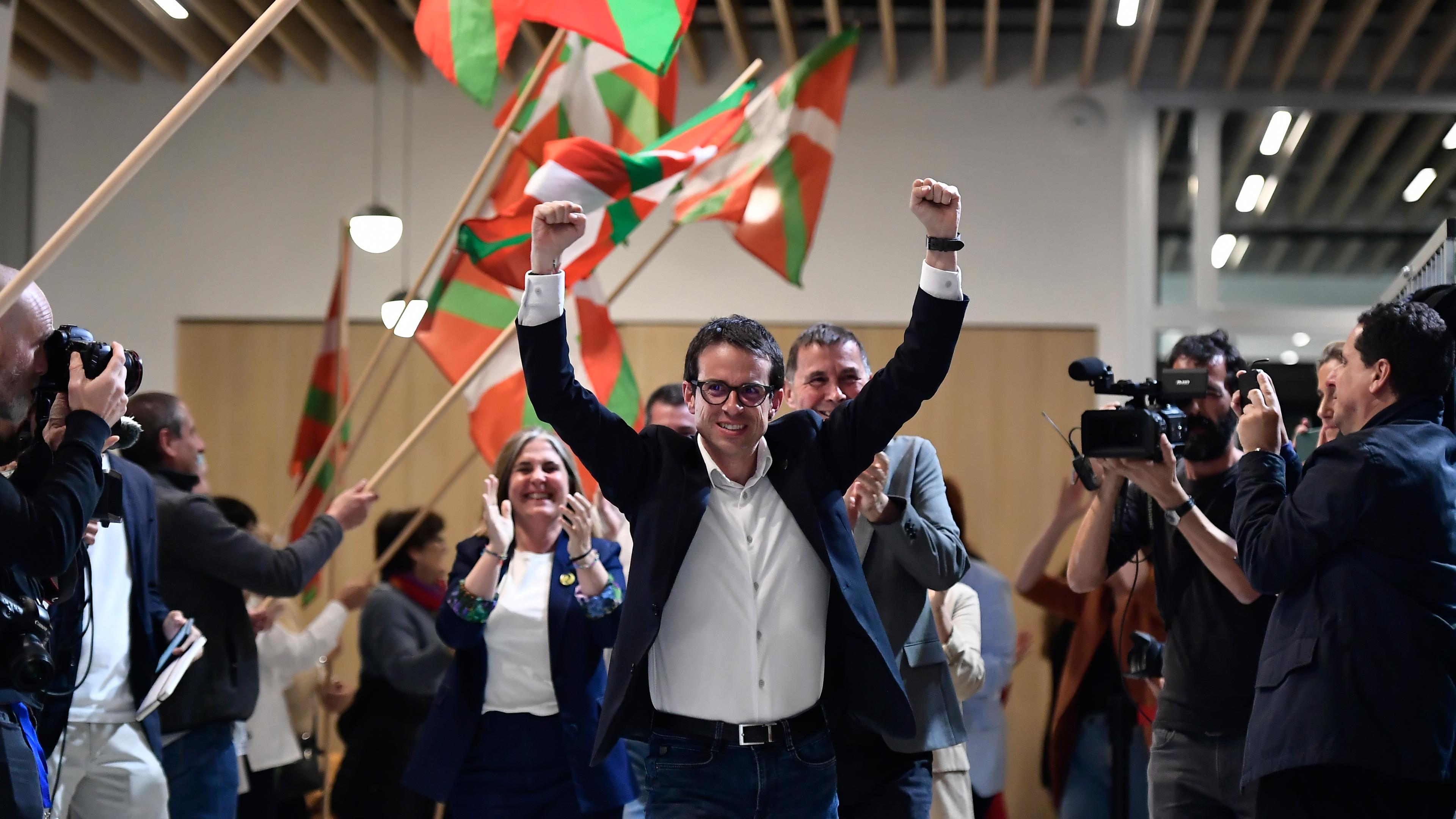 Bei den Regionalwahlen im spanischen Baskenland haben die Separatisten einen Erfolg verbucht. Das Parteienbündnis EH Bildu konnte sechs Sitze hinzugewinnen.