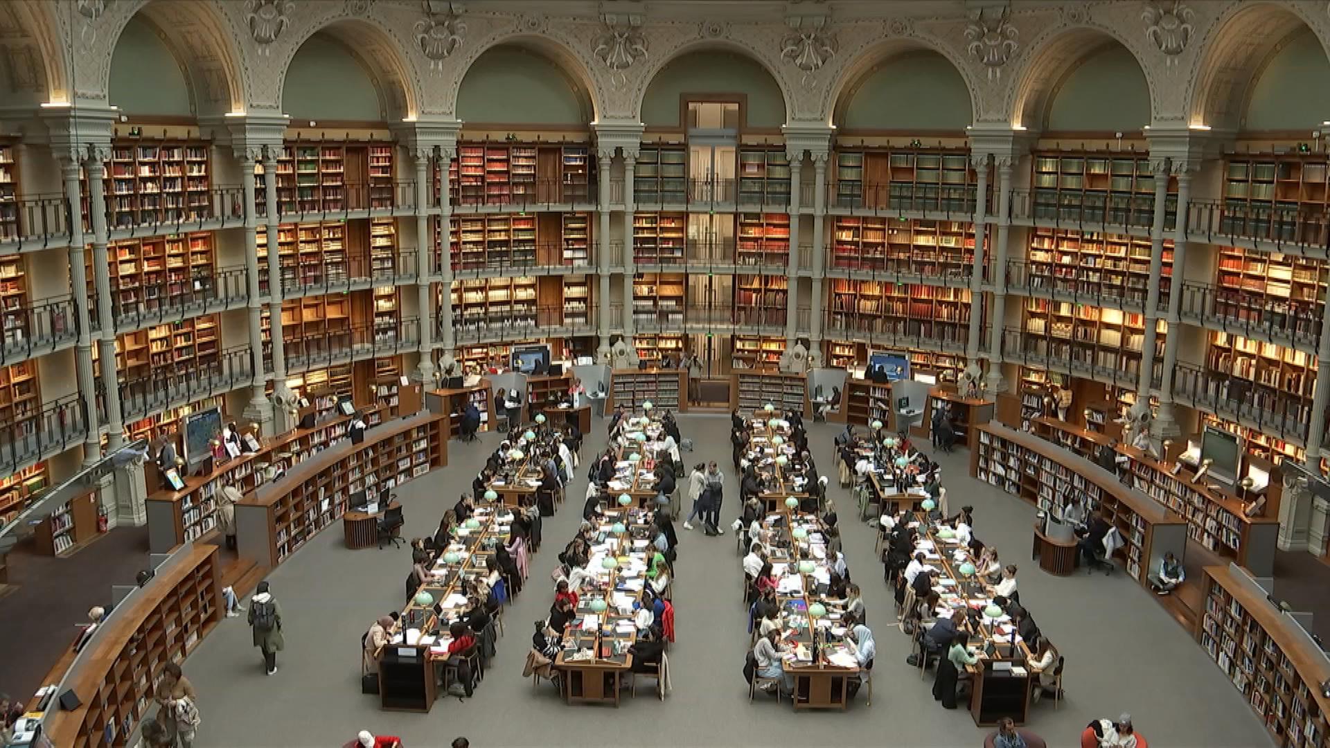 Spektakulärer Bücherschatz in Paris