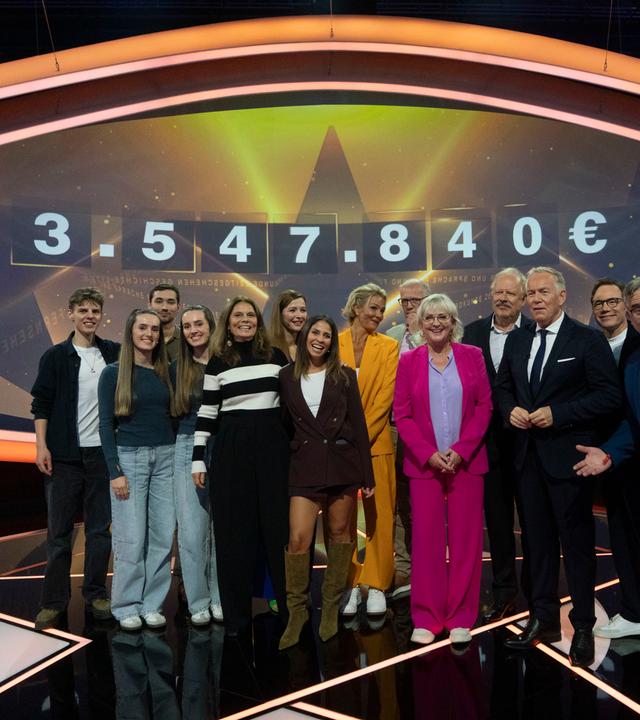 "Der Quiz-Champion - Das Spenden-Special" vom 13. September 2025: Johannes B. Kerner mit seine Gästen