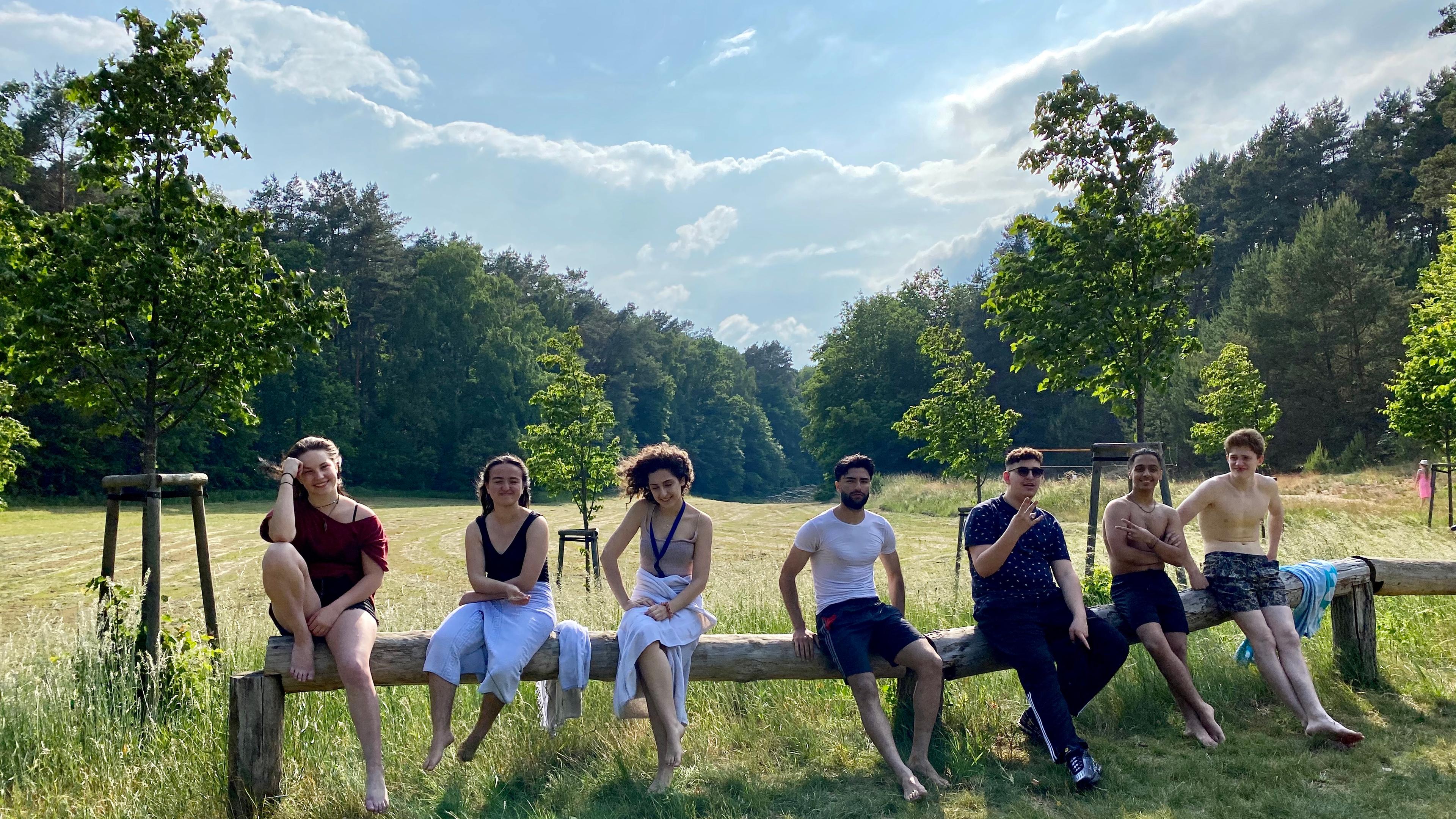 Lilli, Narges, Manar, Seyid, Hassan 1, Hassan 2, Aurel