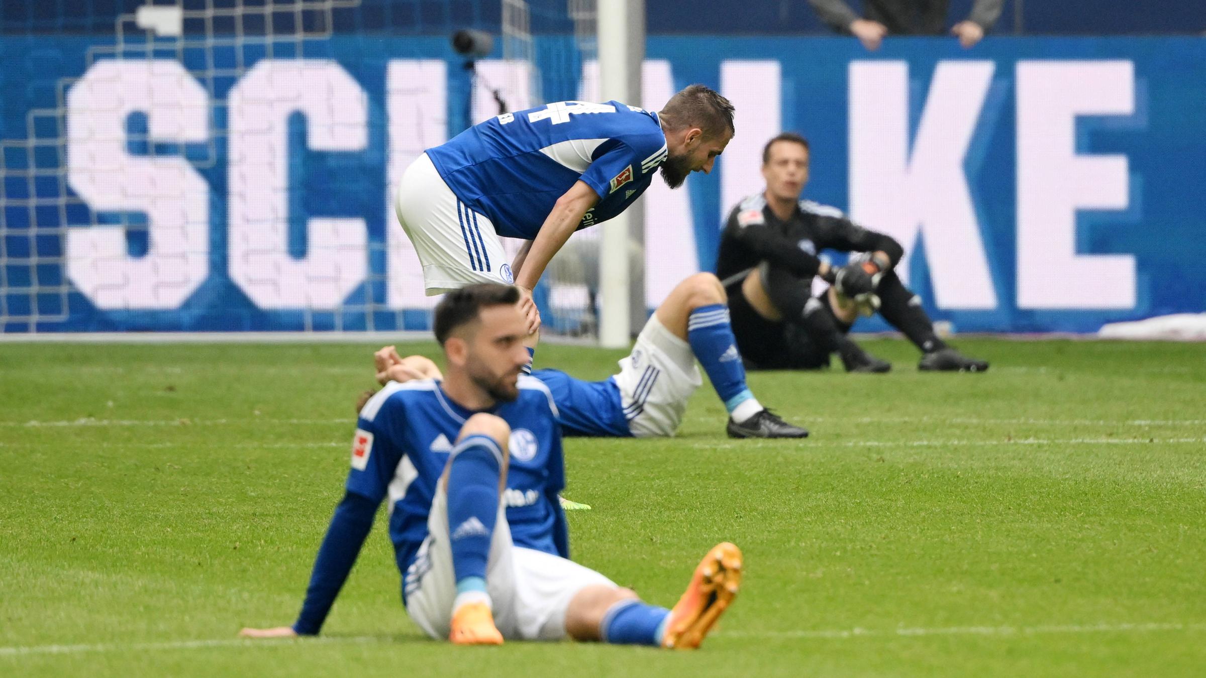 Fußball-Bundesliga Die Gründe für den Schalker Abstieg