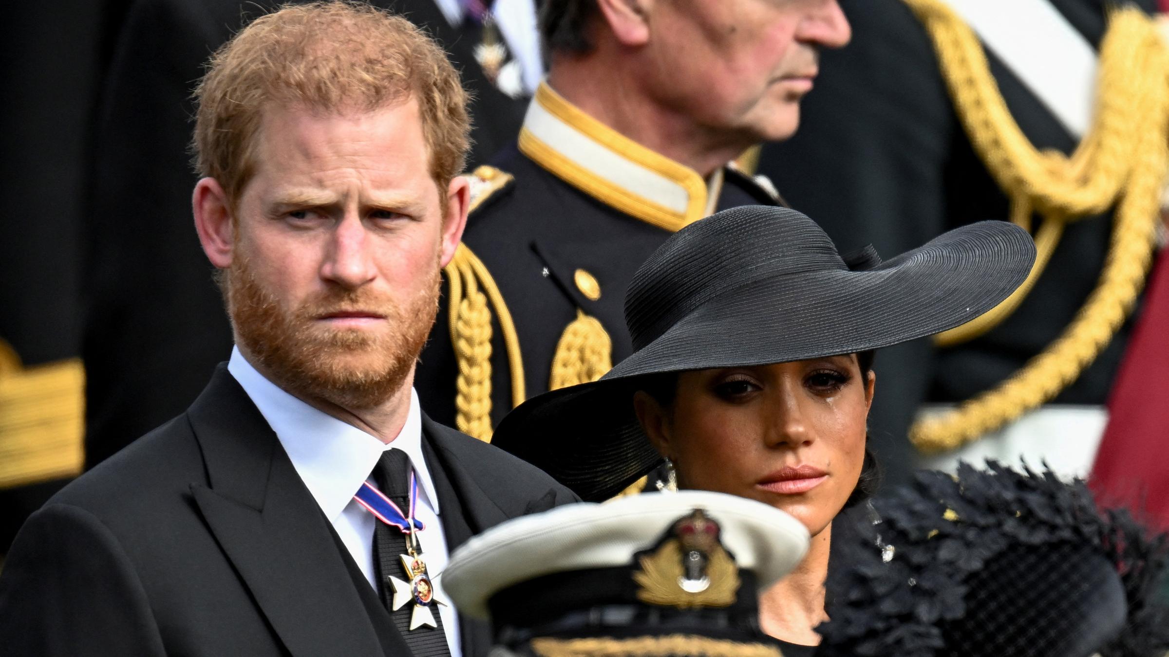 London: Prinz Harry und Herzogin Meghan nehmen am Staatsbegräbnis der Queen Elizabeth II. teil.