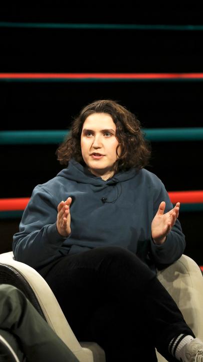 Grüne-Jugend-Chefin Katharina Stolla bei Lanz