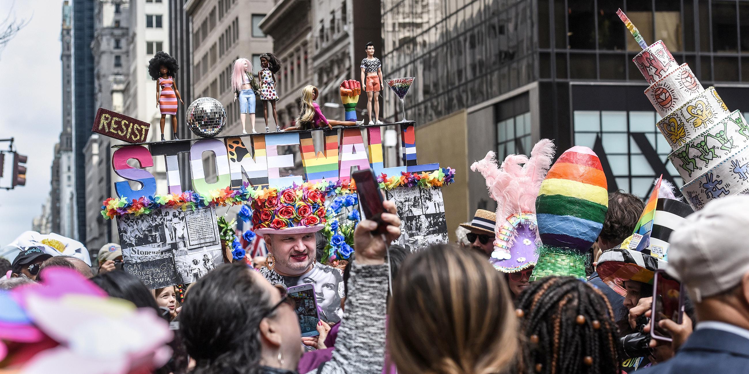 Jährliche Osterparade und Bonnet Festival auf der Fifth Avenue, New York