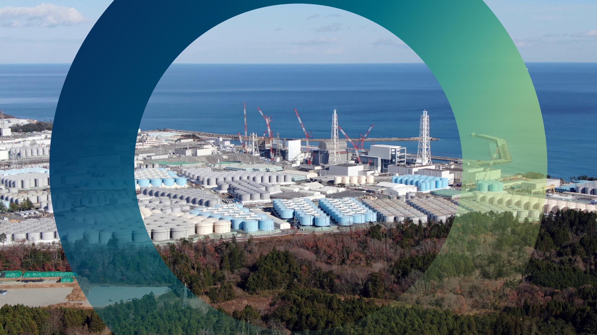 Luftaufnahme: Blick auf den Kraftwerkskomplex Fukushima Daiichi.