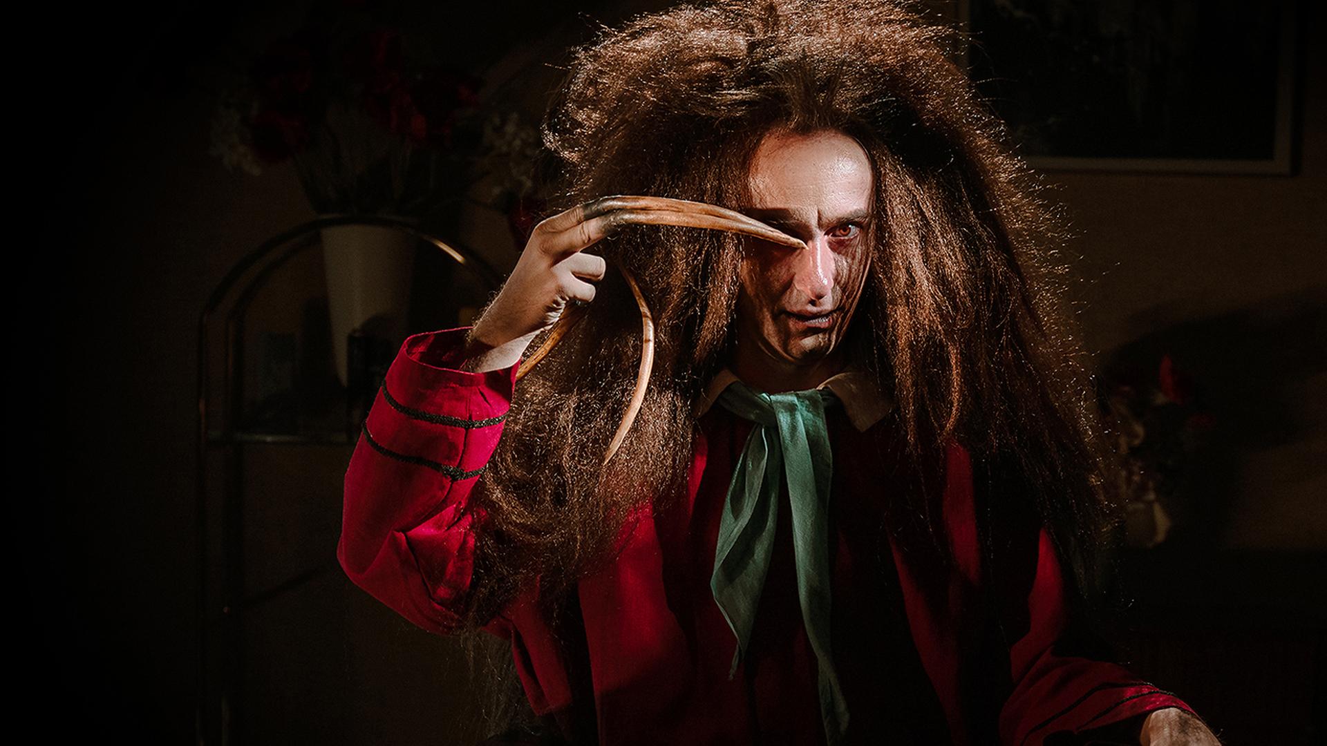 Jan Böhmermann als Struwwelpeter