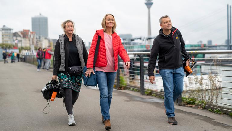 ZDF-Team des Landesstudios NRW um Redakeurin Andrea Budke auf Drehtermin. 