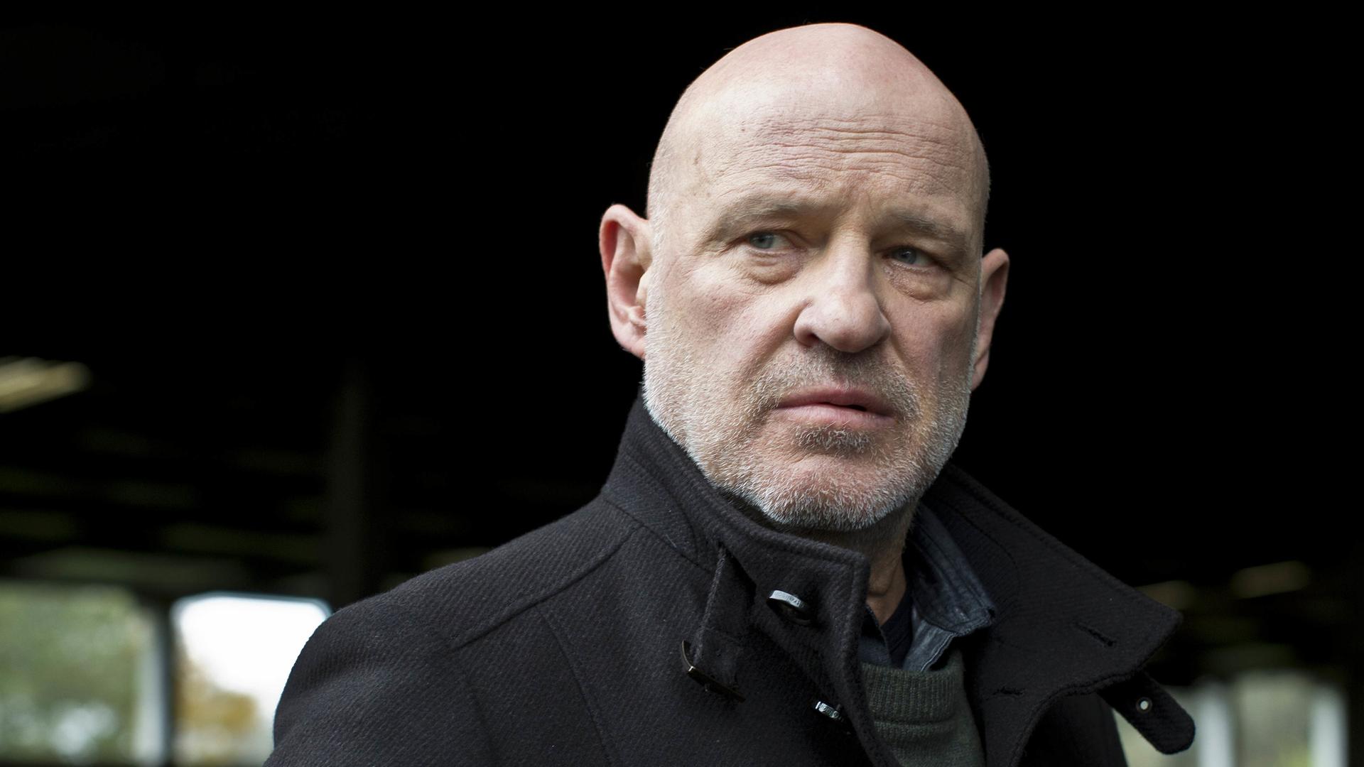 Kommissar Krüger (Christian Redl).