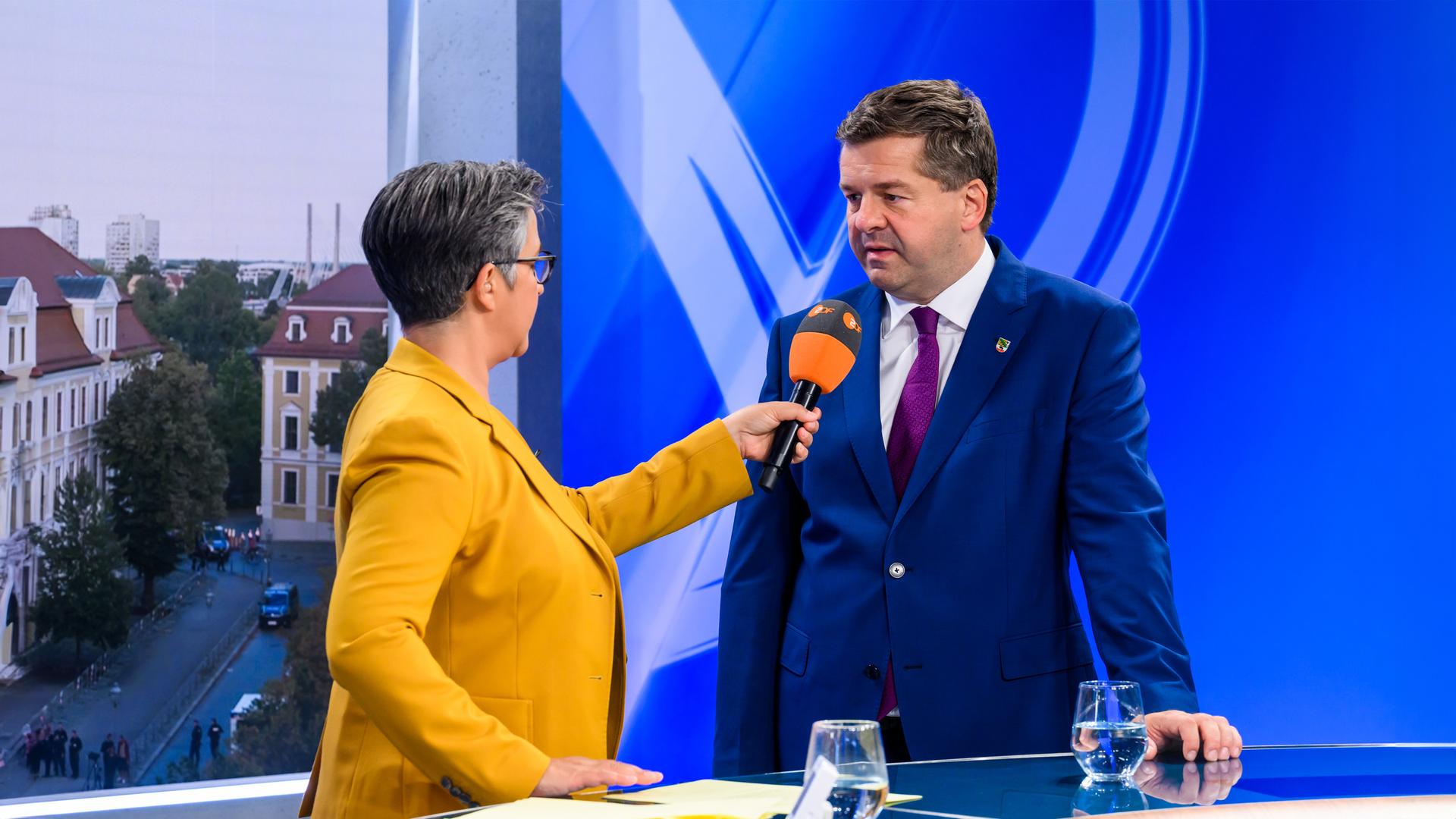 Sven Schulze von der CDU mit einer Reaktion zur Landtagswahl in Sachsen-Anhalt.