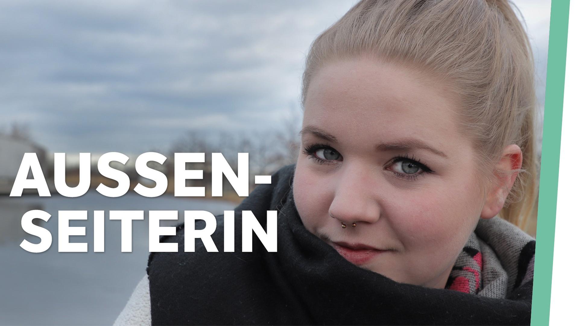 AUßENSEITERIN auf einer Mädchenschule! ??