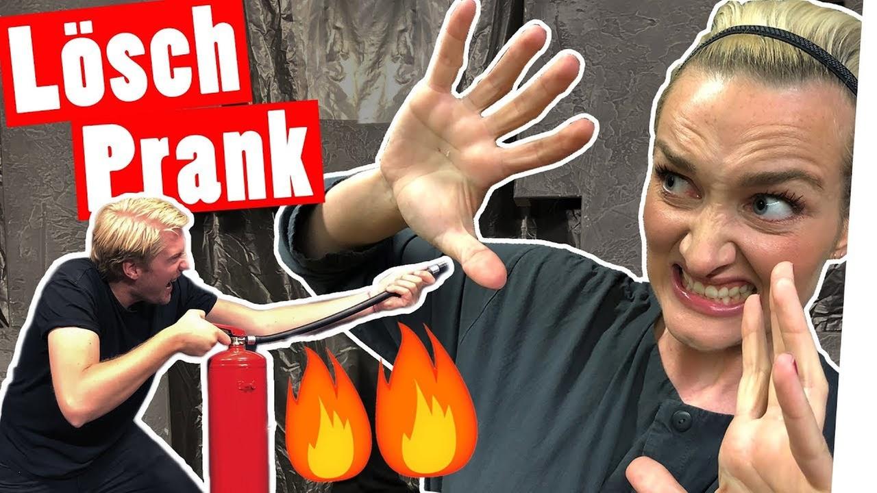 Bestrafung: 3 PRANKS an EINEM Tag! Ari wird gelöscht -- „Das schaffst du nie!“