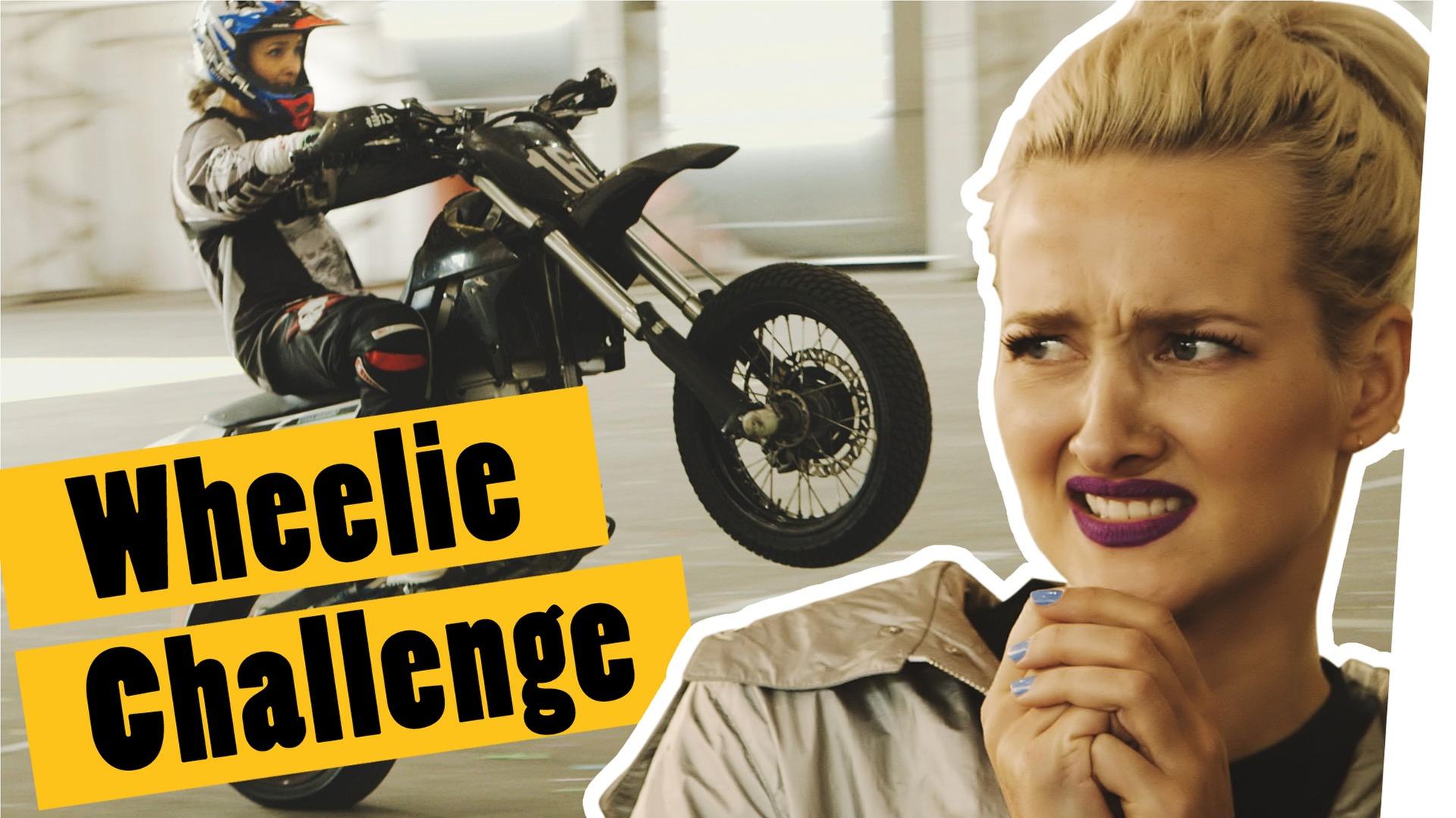 Challenge: Schaffe einen Wheely auf dem Motorrad -- "Das schaffst du nie!"