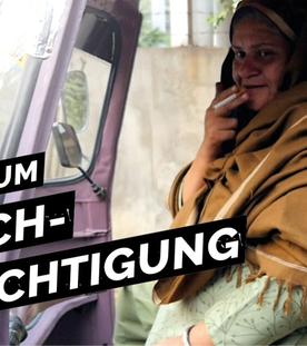 Das riskante Leben der ersten Rikscha-Fahrerin in Pakistan.